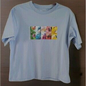 UT Pretty Guardian Sailor Moon Graphic Shirt Size M Blue Short Sleeve Cotton